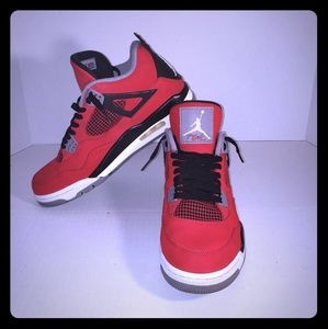 Men's Jordan 4 Retro Toro Bravo